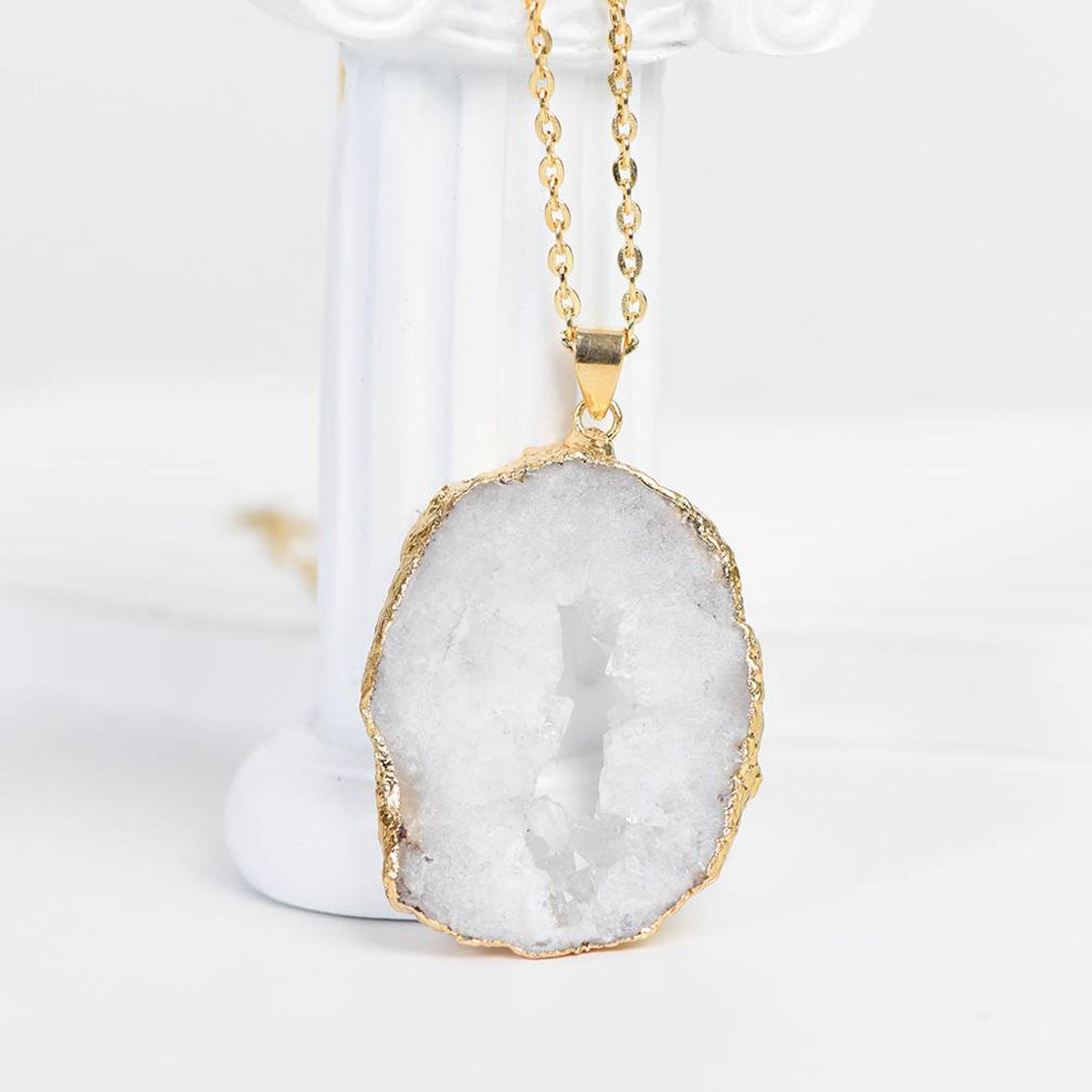 Unleash Natural Beauty with Our Agate Druzy Geode Necklace - Crystal Qi