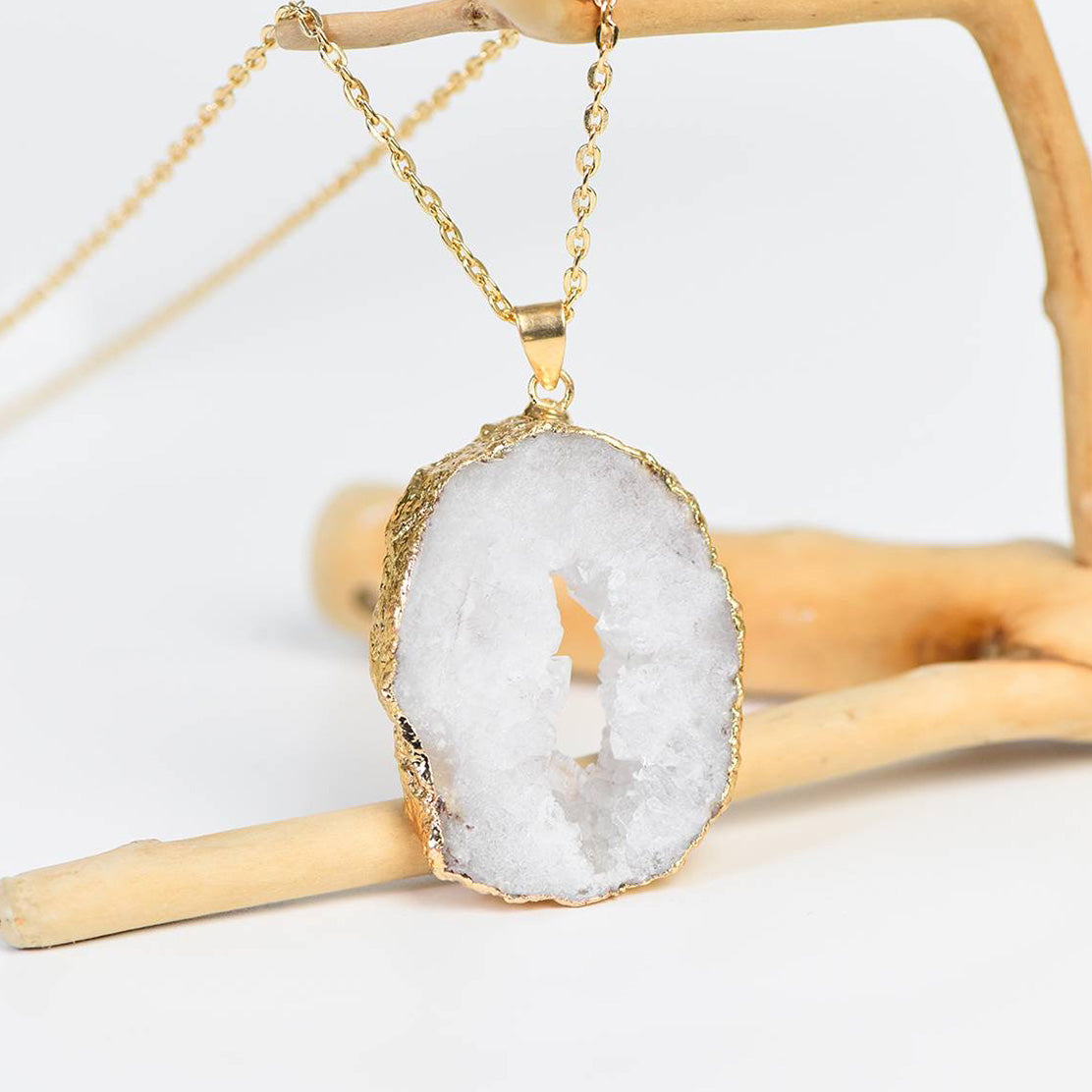 AgateDruzyGeodeNecklace - Healing Crystals for health - Crystal Qi