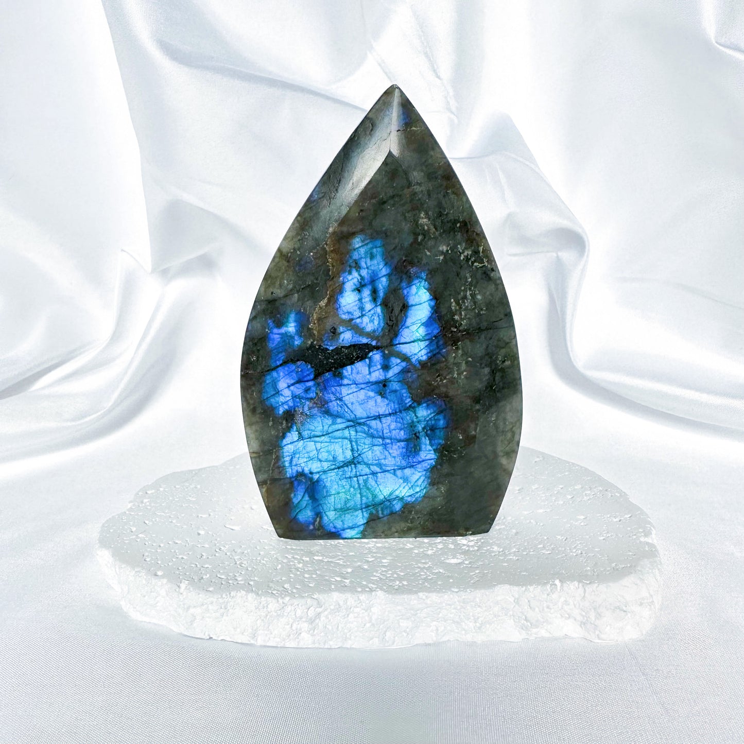 healing crystal gifts for her - Labradorite-Flame-CrystalQi