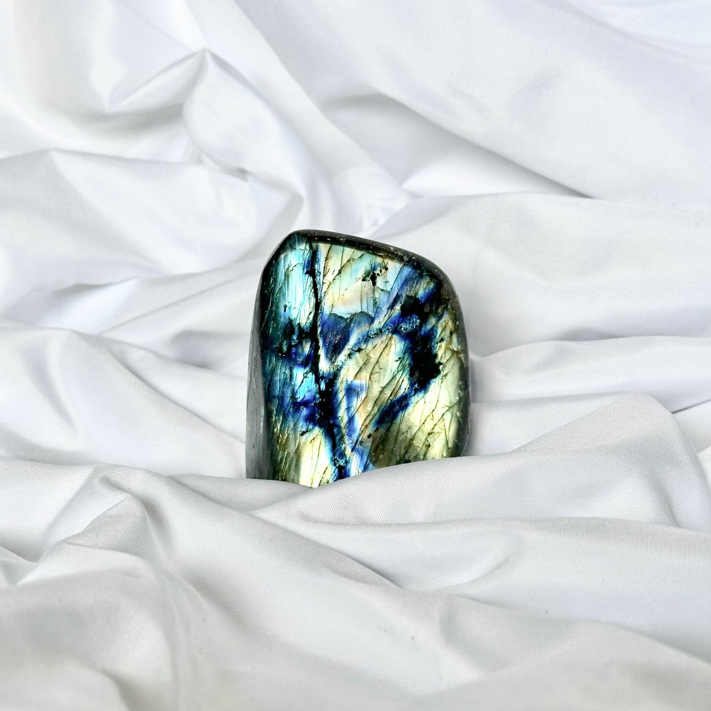 Labradorite - Freeform - Crystal for Communication & Empowerment - Crystal Qi