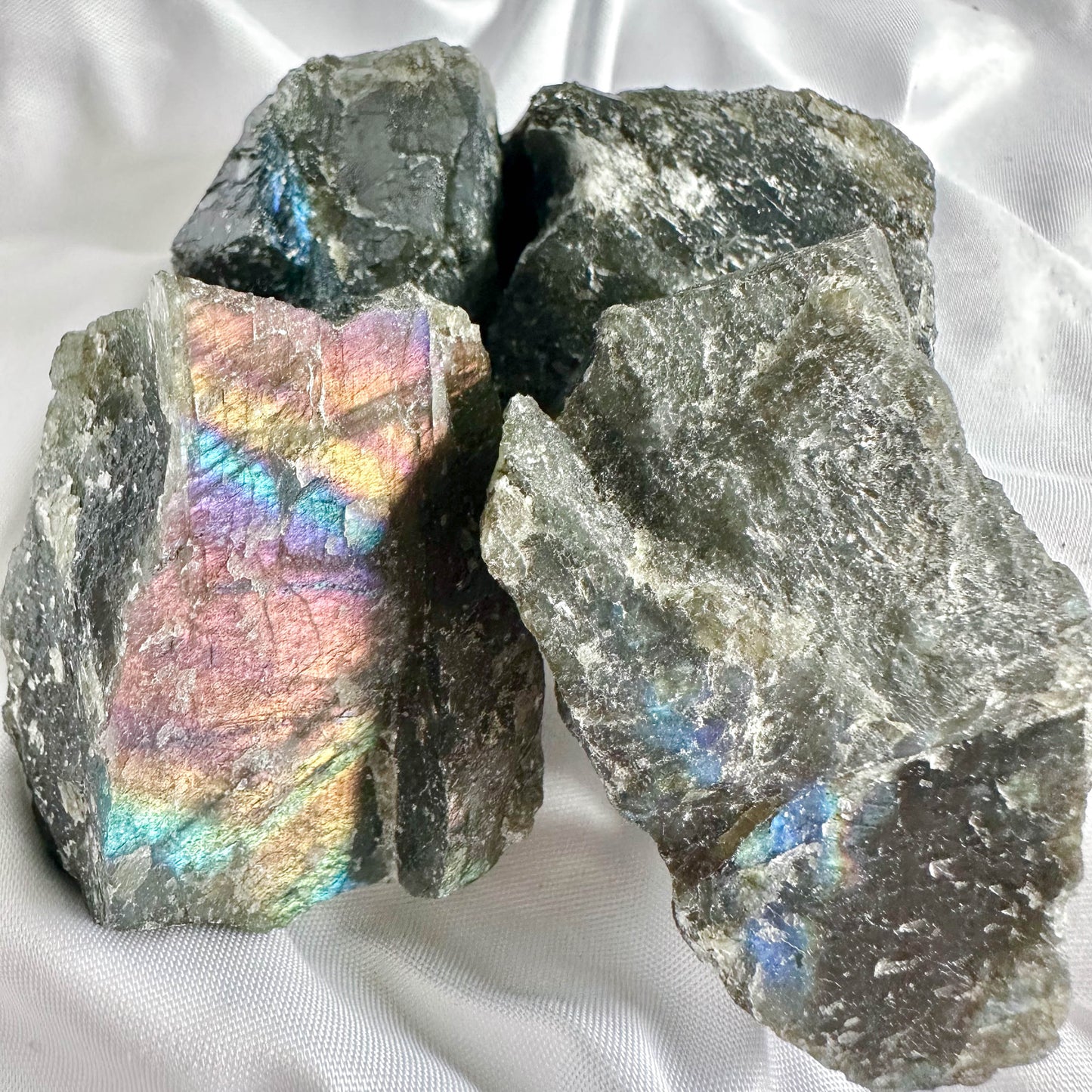 Labradorite - Raw Crystal for Communication & Empowerment - Crystal Qi