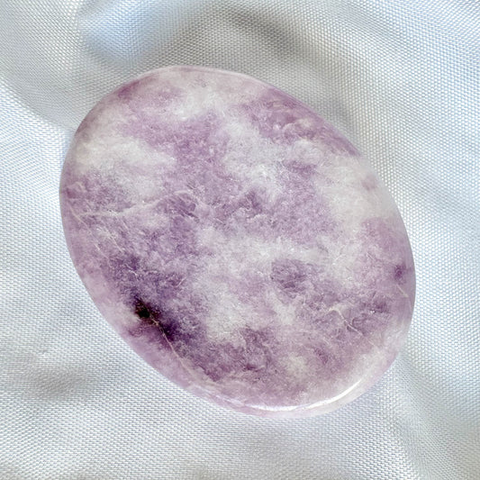 Lepidolite is known for its mood-stabilizing properties. It helps reduce stress, anxiety, and depression.