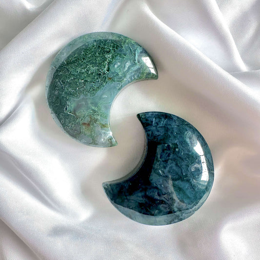 healing crystal gifts for her uk - MossAgate-Moon-Crystal Qi