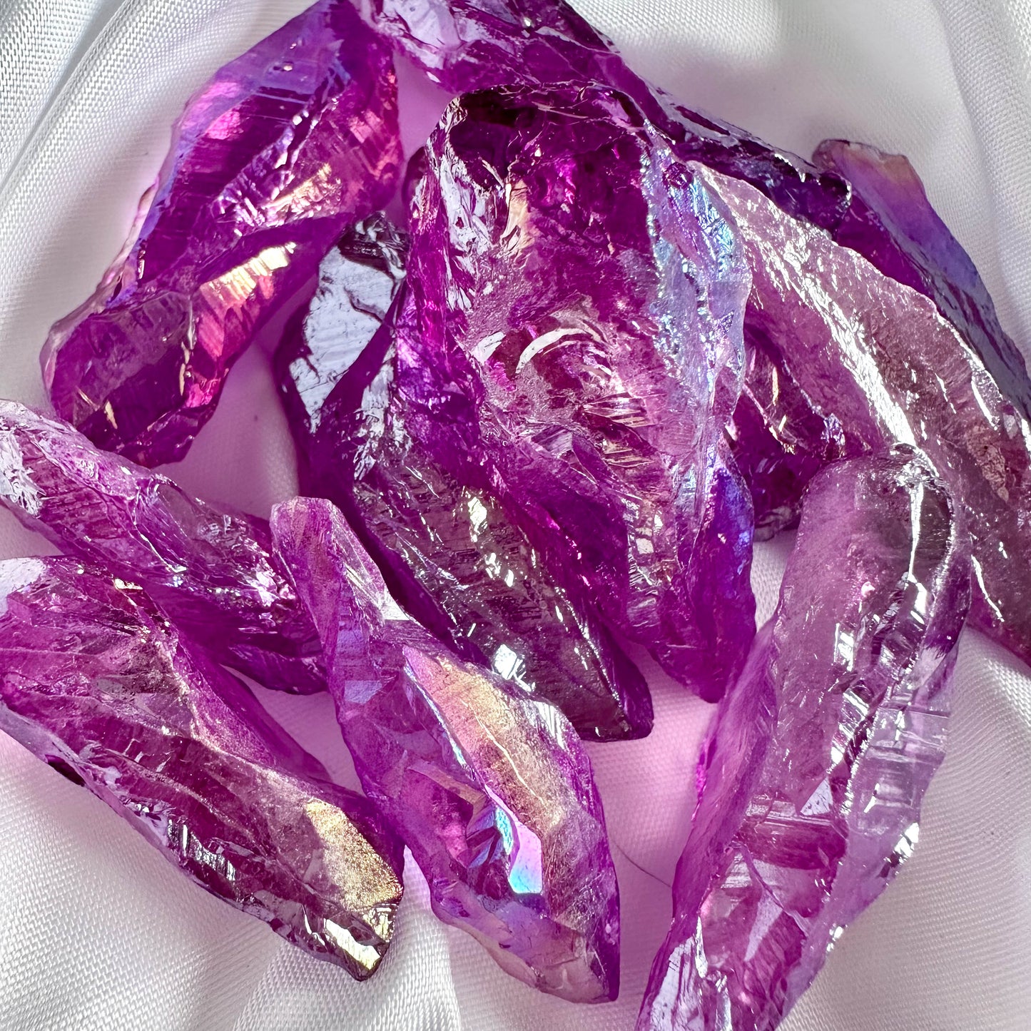 Purple Angel Aura Quartz - Raw Crystal for Communication & Empowerment - Crystal Qi