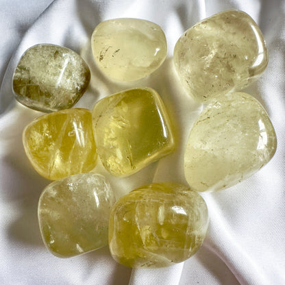 Citrine Tumbled Stone - Crystals for Money and Sucess - Crystal Qi