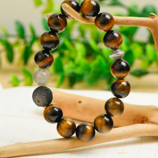 Tiger’s Eye boosts confidence, courage, and clear decision-making, helping you stay focused and empowered. Silver Sheen Obsidian offers deep grounding and protective energy, reflecting negativity and guiding you toward clarity and inner truth.